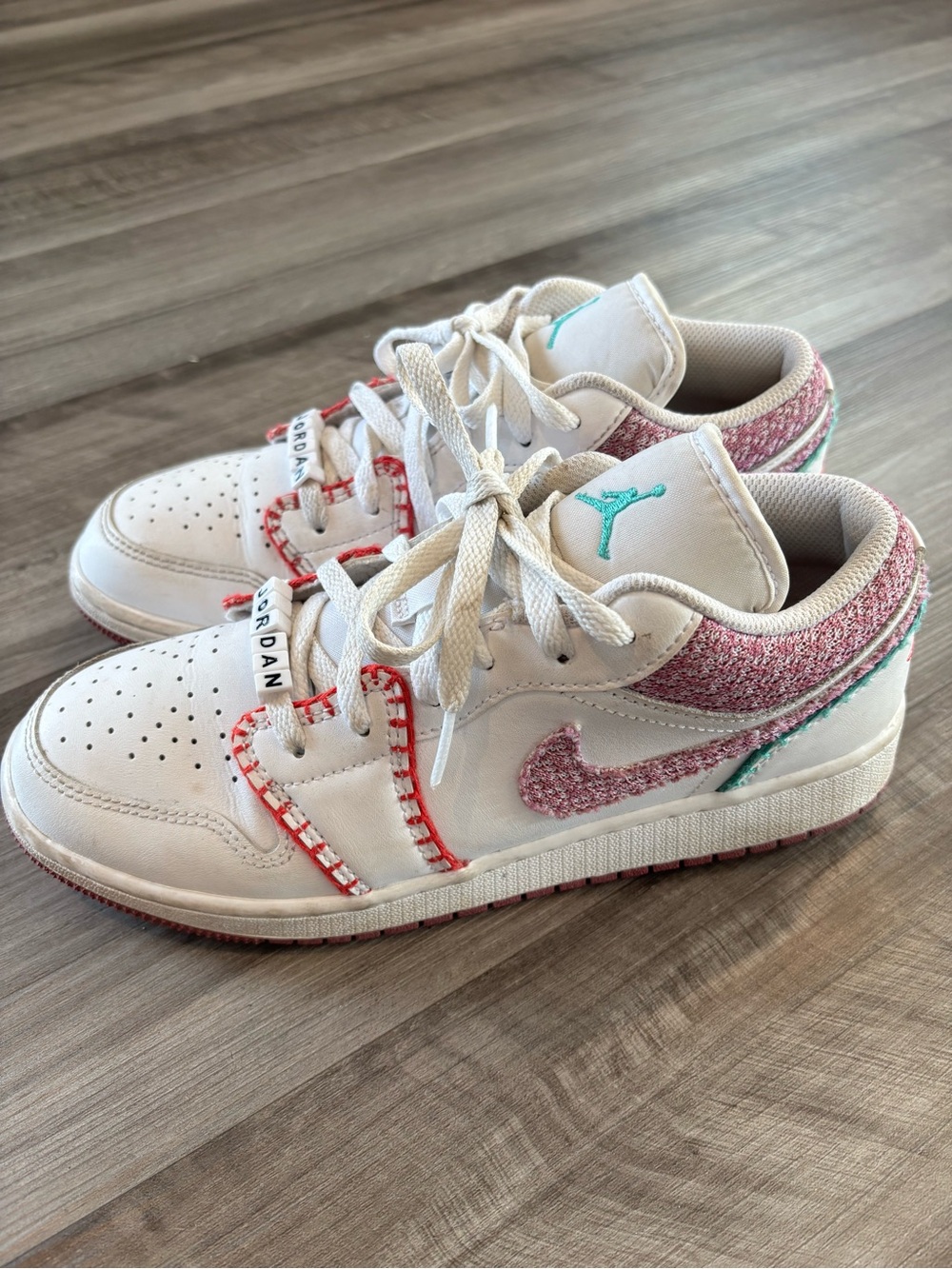 Nike Air Jordan 1 Low SE GS Knit Kids Sneaker - Size 6Y